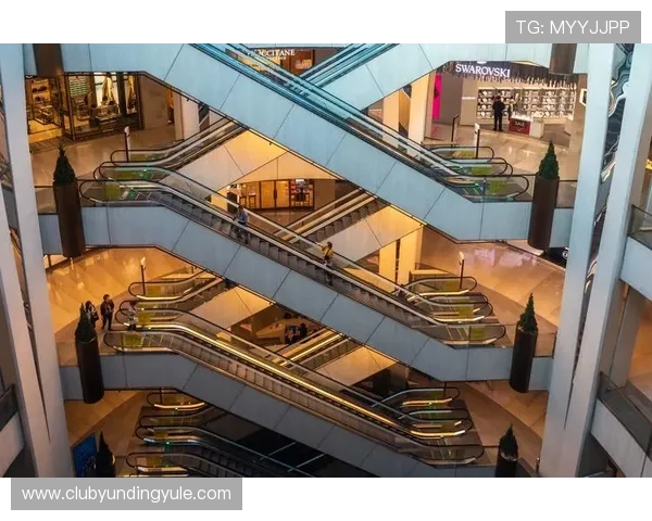 探索马来西亚云顶云星剧场官网丰富内容，获取最新演出排期和票务信息指南